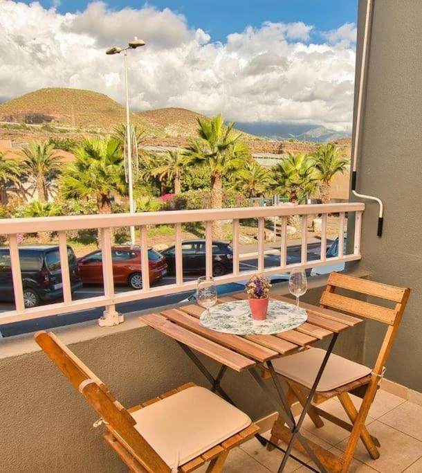 The Lookout Cottage: Wind & Waves Escape Puertito de Guimar Luaran gambar